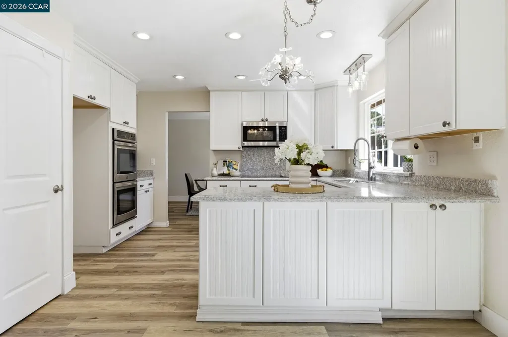 5612 Frank Place Clayton CA 94517