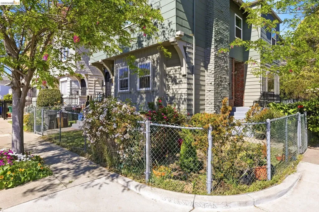 1102 10th Street Oakland CA 94607