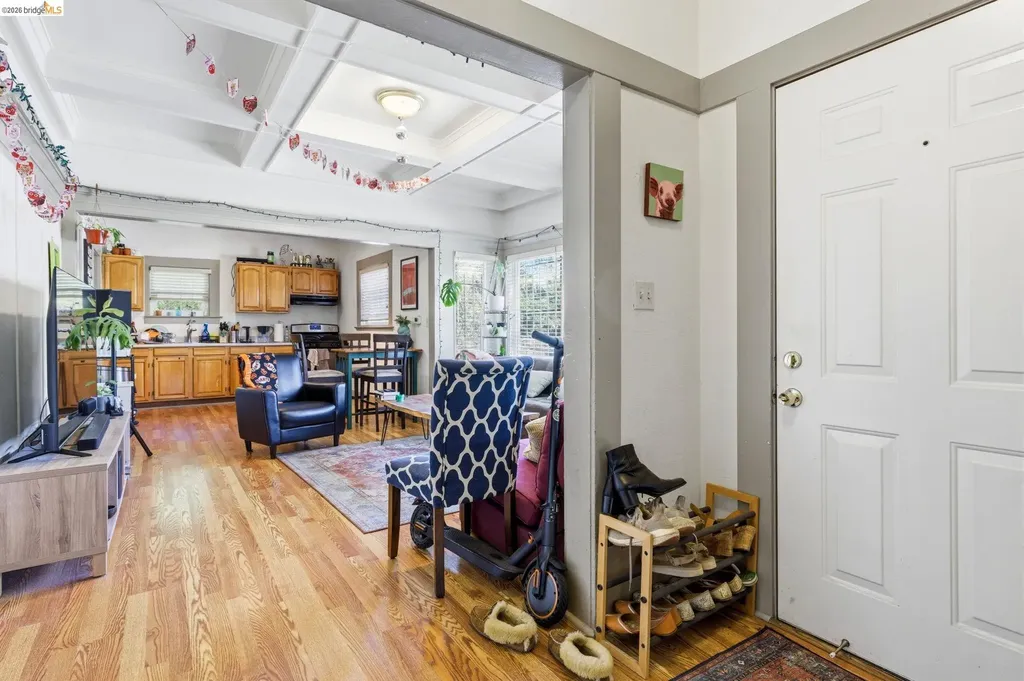 1102 10th Street Oakland CA 94607