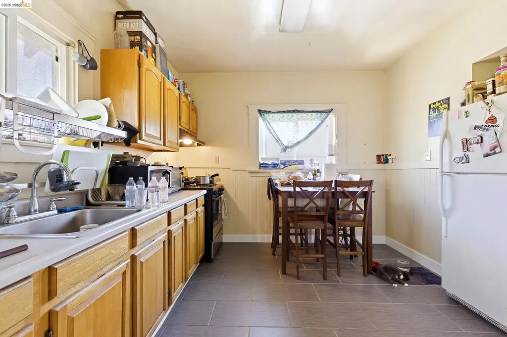1102 10th Street Oakland CA 94607