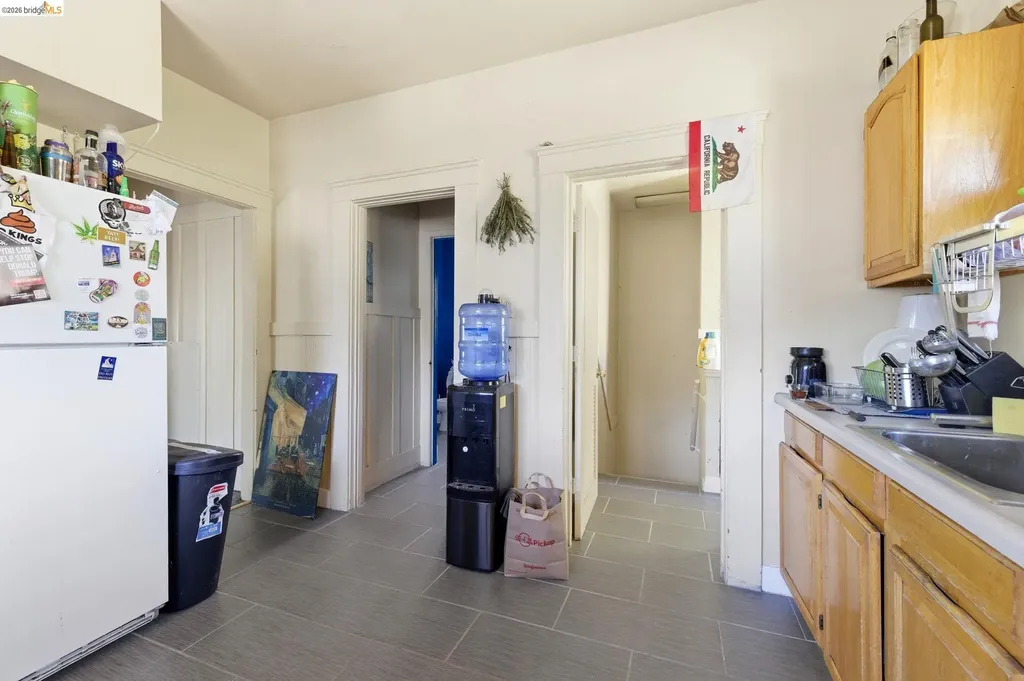 1102 10th Street Oakland CA 94607