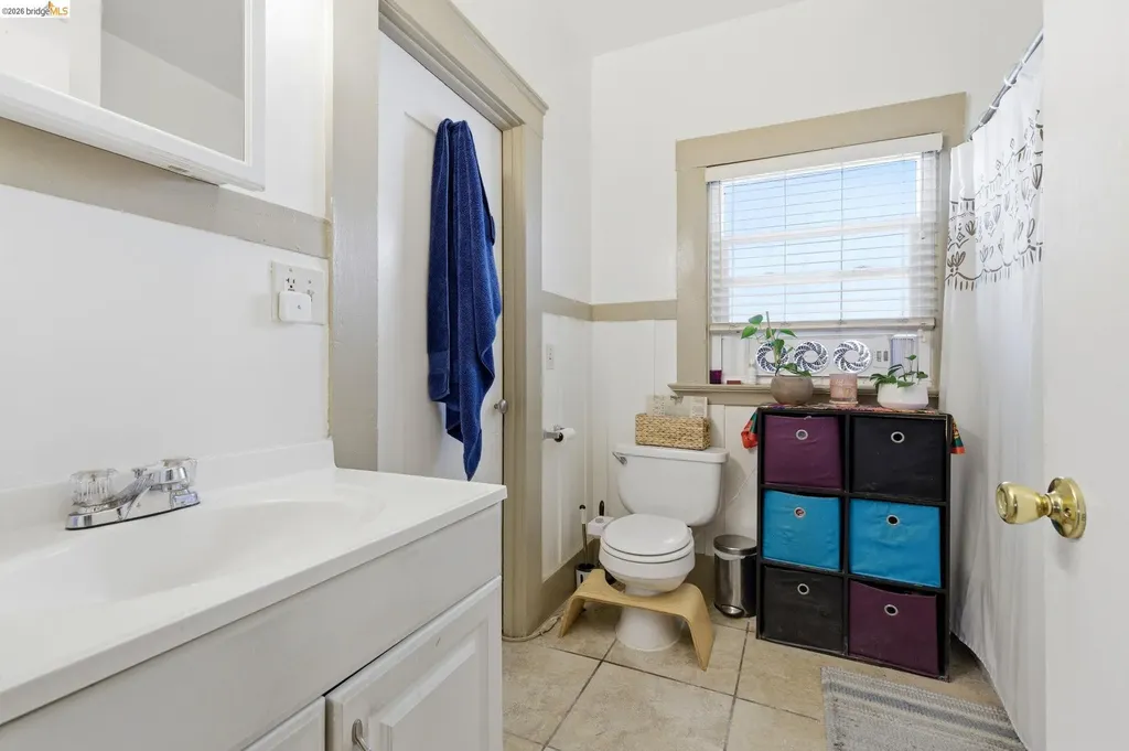 1102 10th Street Oakland CA 94607