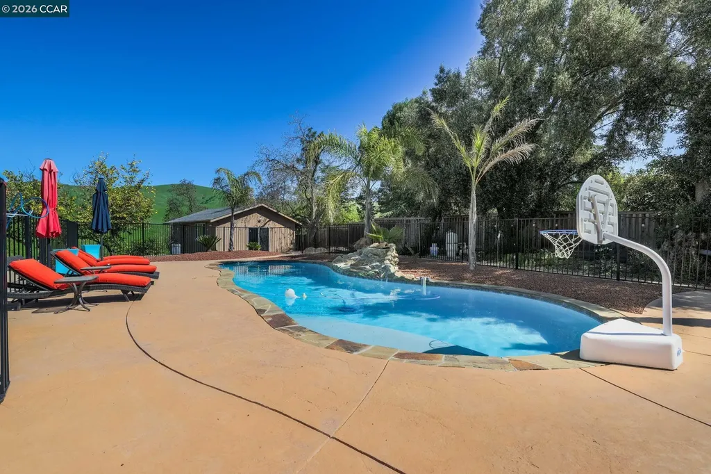 1941 Springridge Court Concord CA 94521