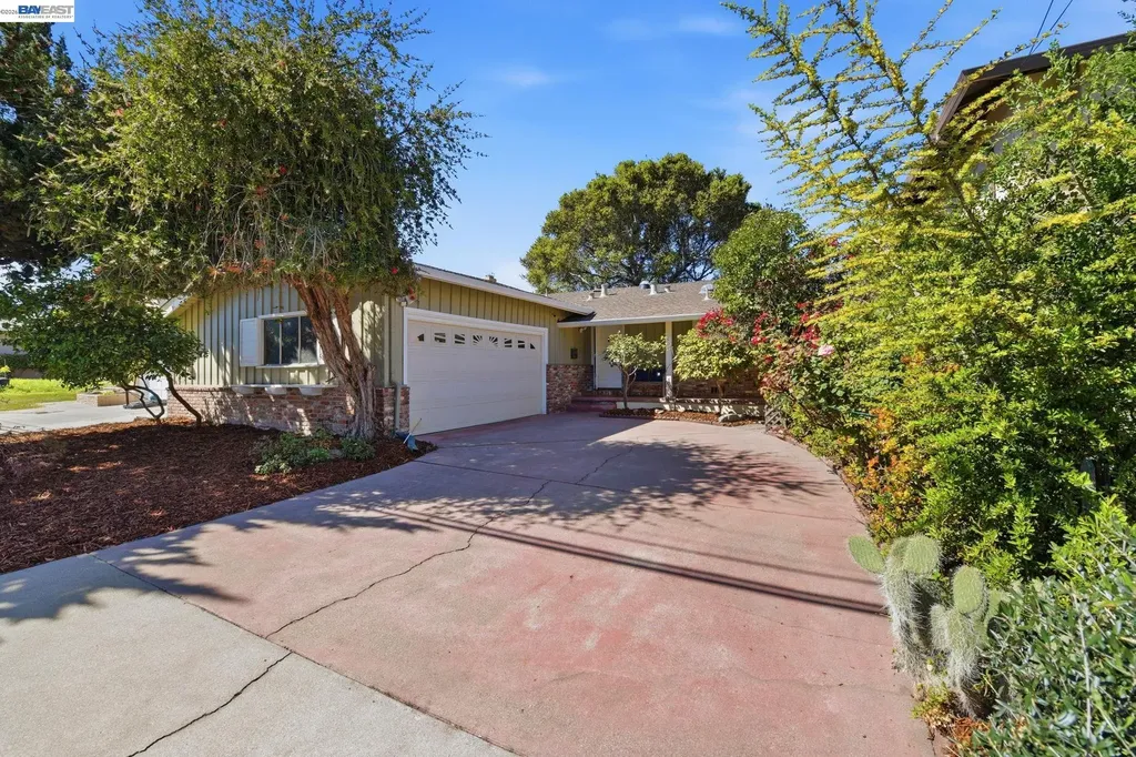 24889 Bland Street Hayward CA 94541