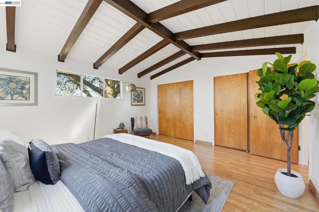 24889 Bland Street Hayward CA 94541
