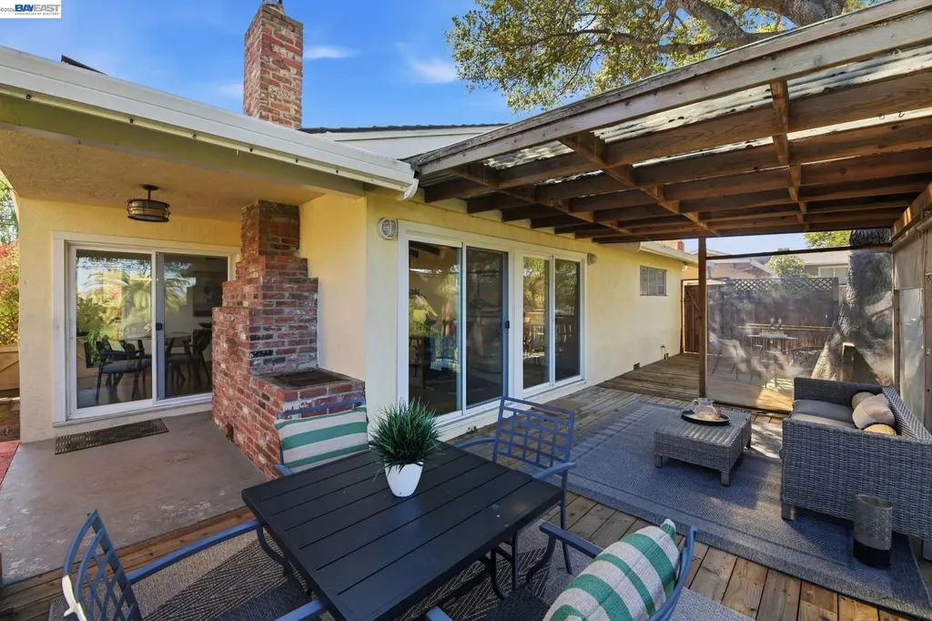 24889 Bland Street Hayward CA 94541