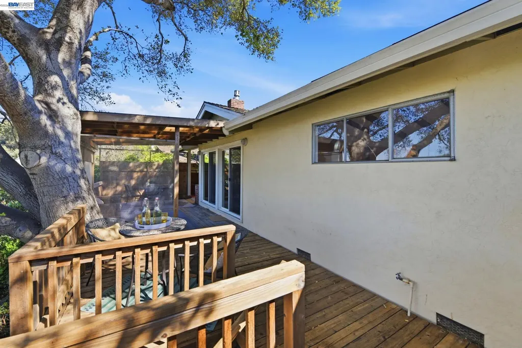 24889 Bland Street Hayward CA 94541