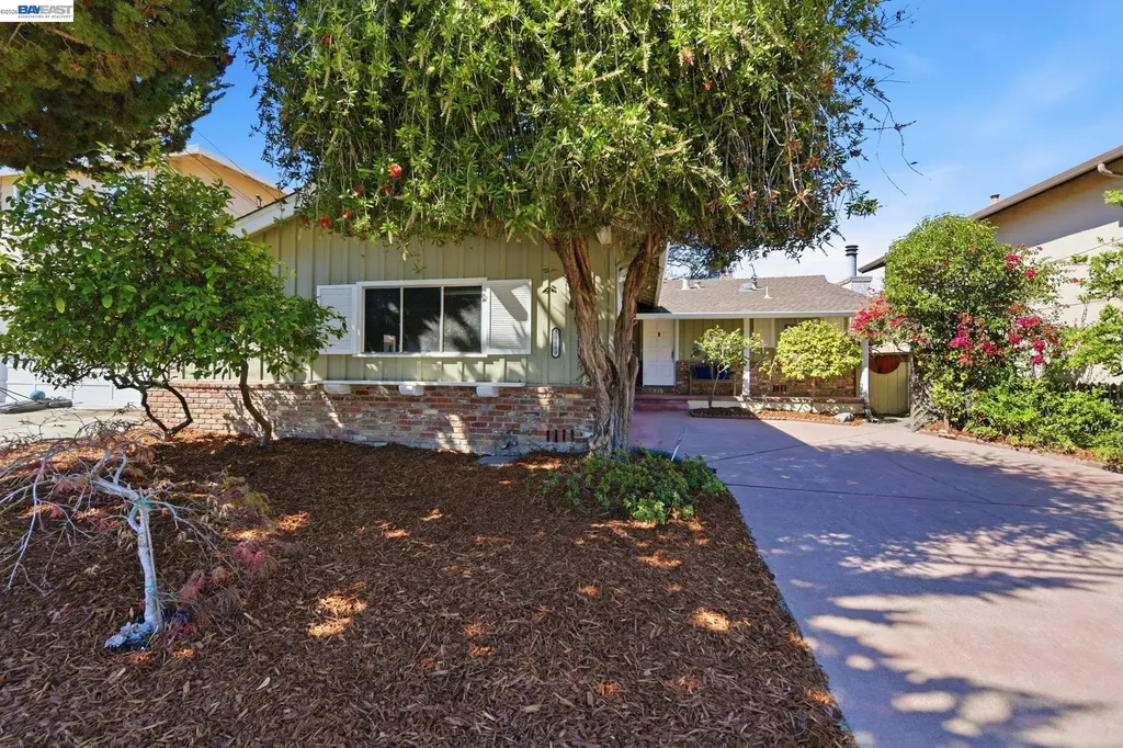 24889 Bland Street Hayward CA 94541