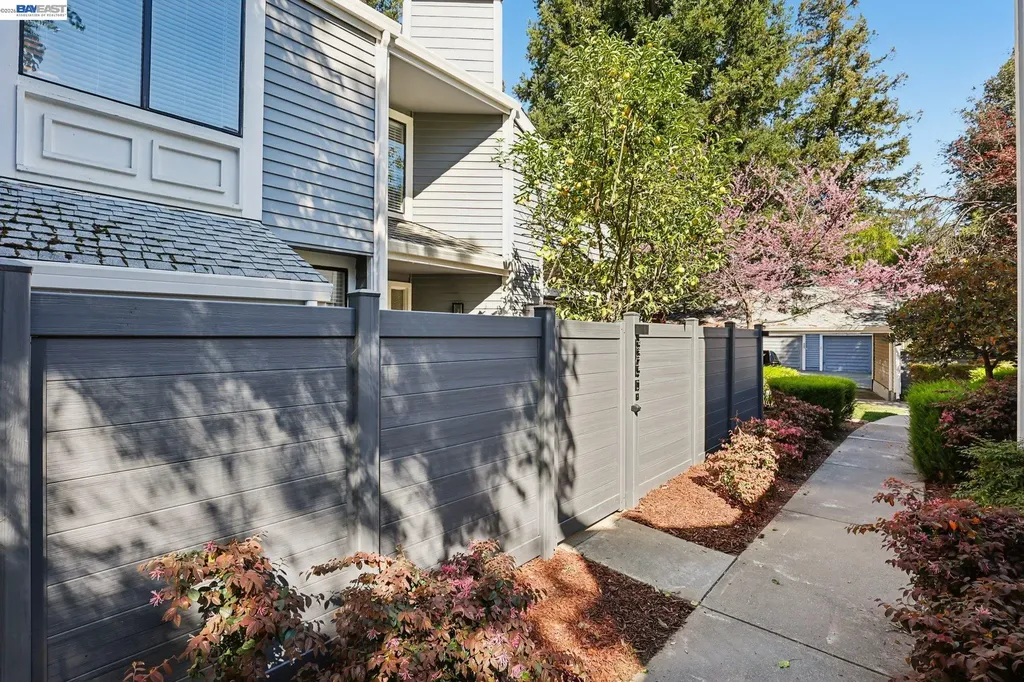 5375 Black Avenue Pleasanton CA 94566