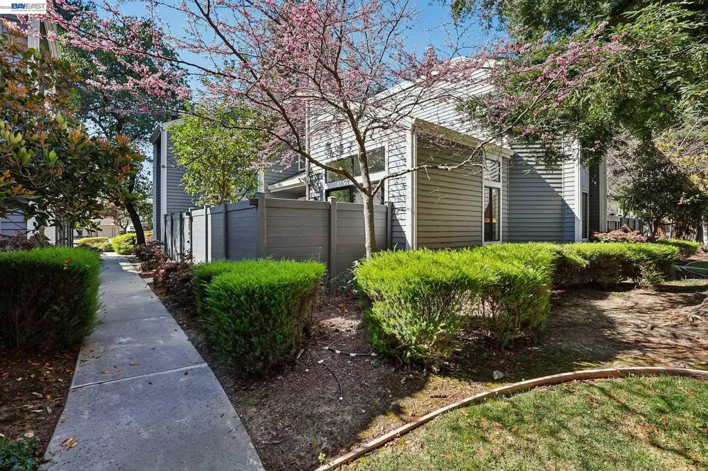 5375 Black Avenue Pleasanton CA 94566