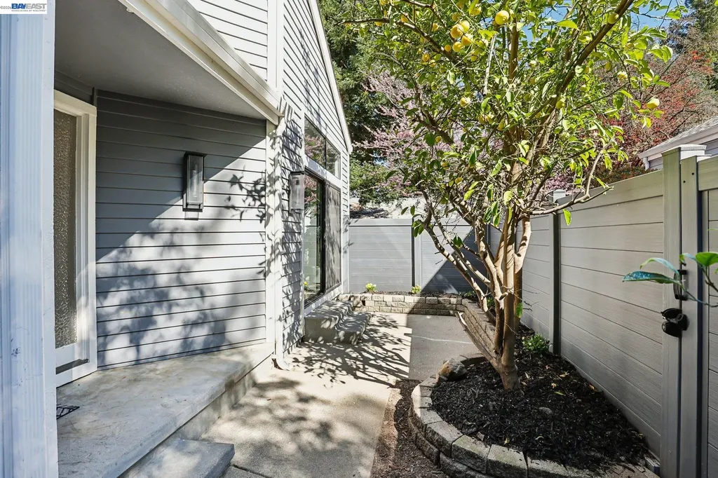 5375 Black Avenue Pleasanton CA 94566
