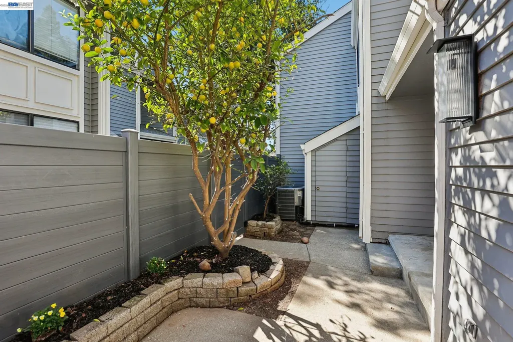 5375 Black Avenue Pleasanton CA 94566