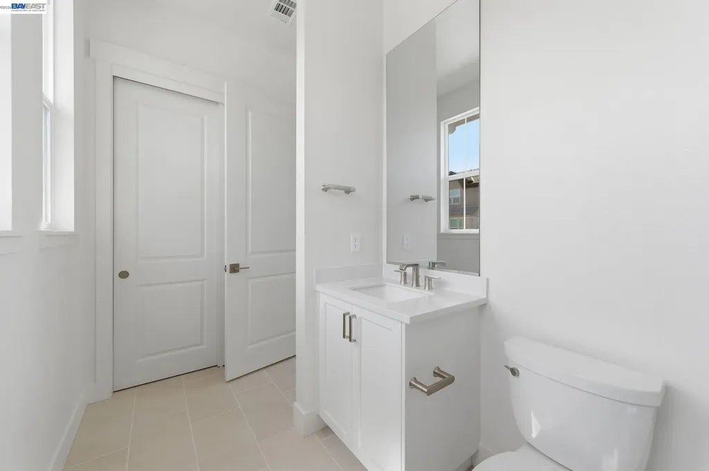 1935 Ingalls Way Dublin CA 94568