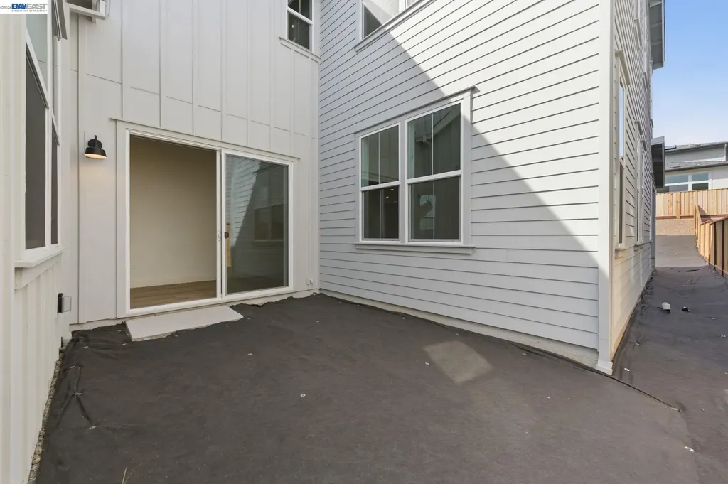 1935 Ingalls Way Dublin CA 94568