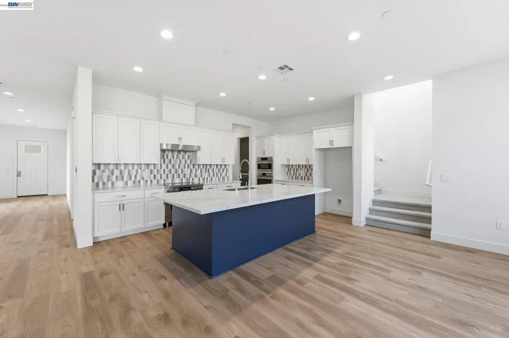 1935 Ingalls Way Dublin CA 94568