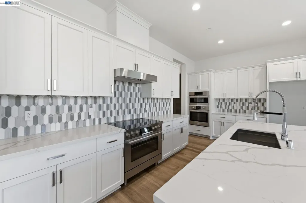 1935 Ingalls Way Dublin CA 94568
