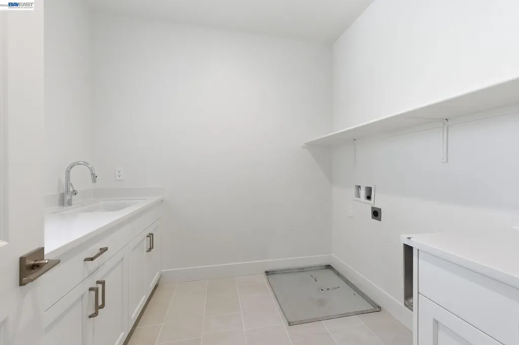 1935 Ingalls Way Dublin CA 94568