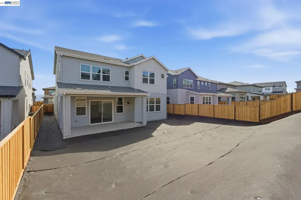 1935 Ingalls Way Dublin CA 94568