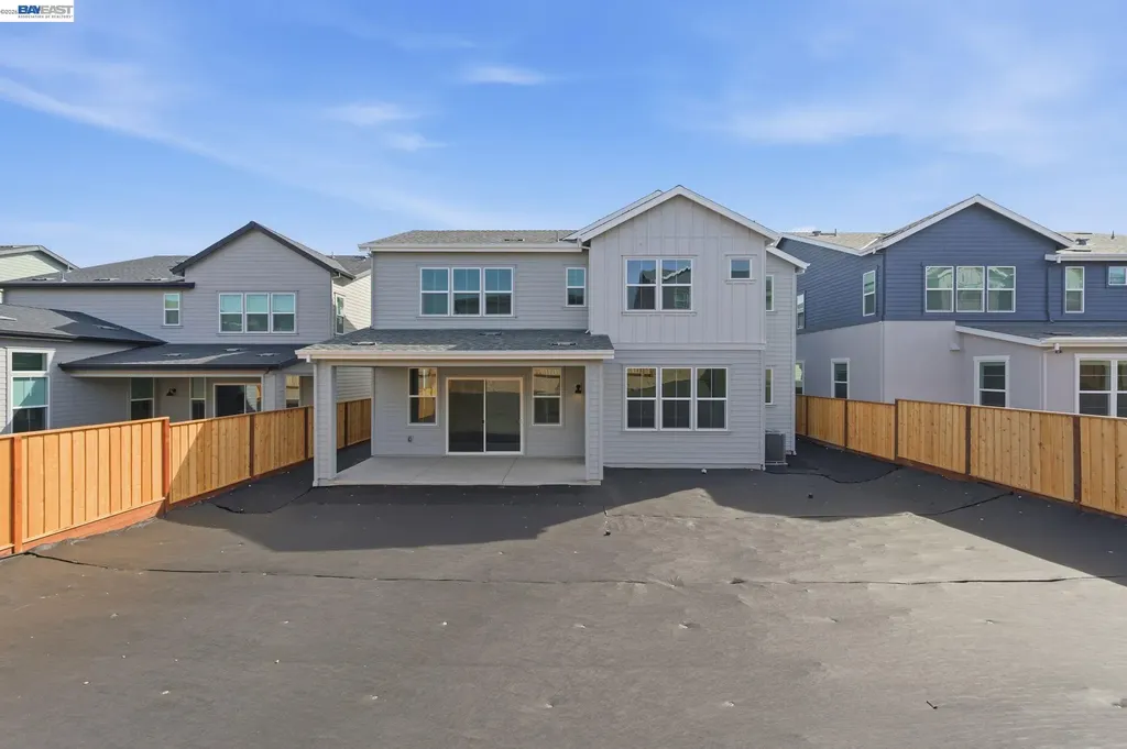 1935 Ingalls Way Dublin CA 94568