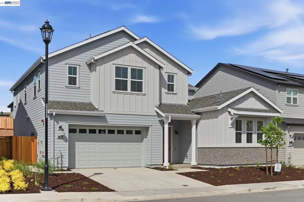 1935 Ingalls Way Dublin CA 94568