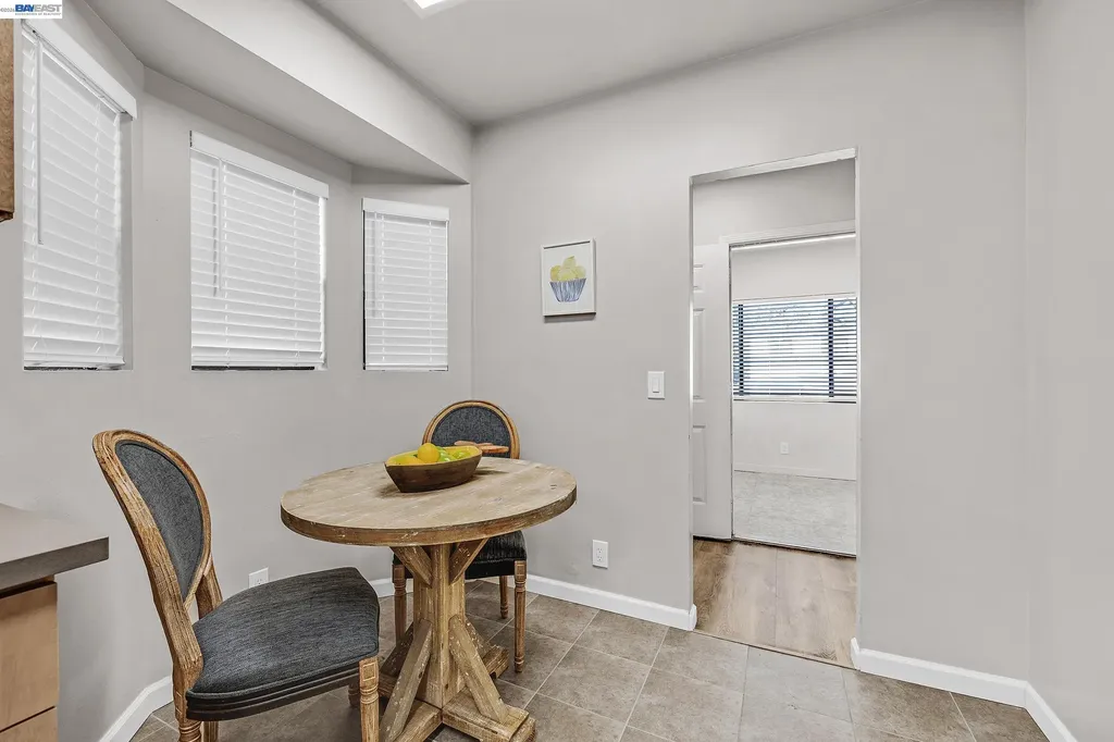 3626 Midvale Avenue Oakland CA 94602