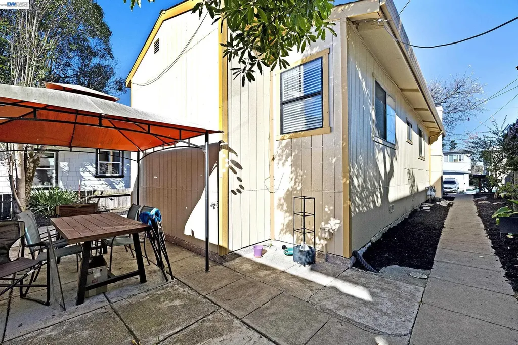 3626 Midvale Avenue Oakland CA 94602