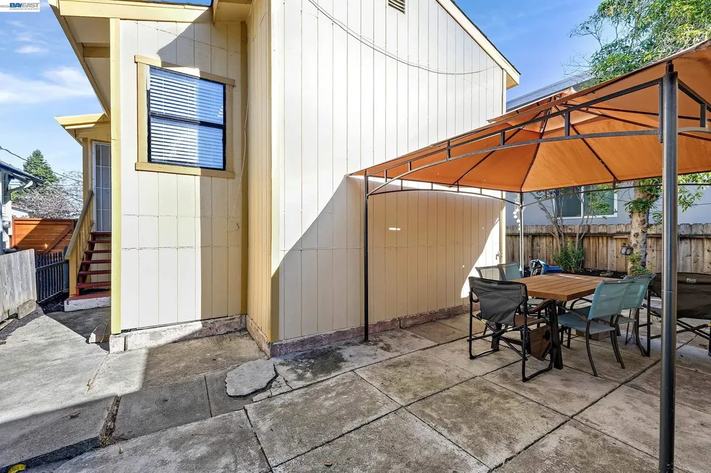 3626 Midvale Avenue Oakland CA 94602