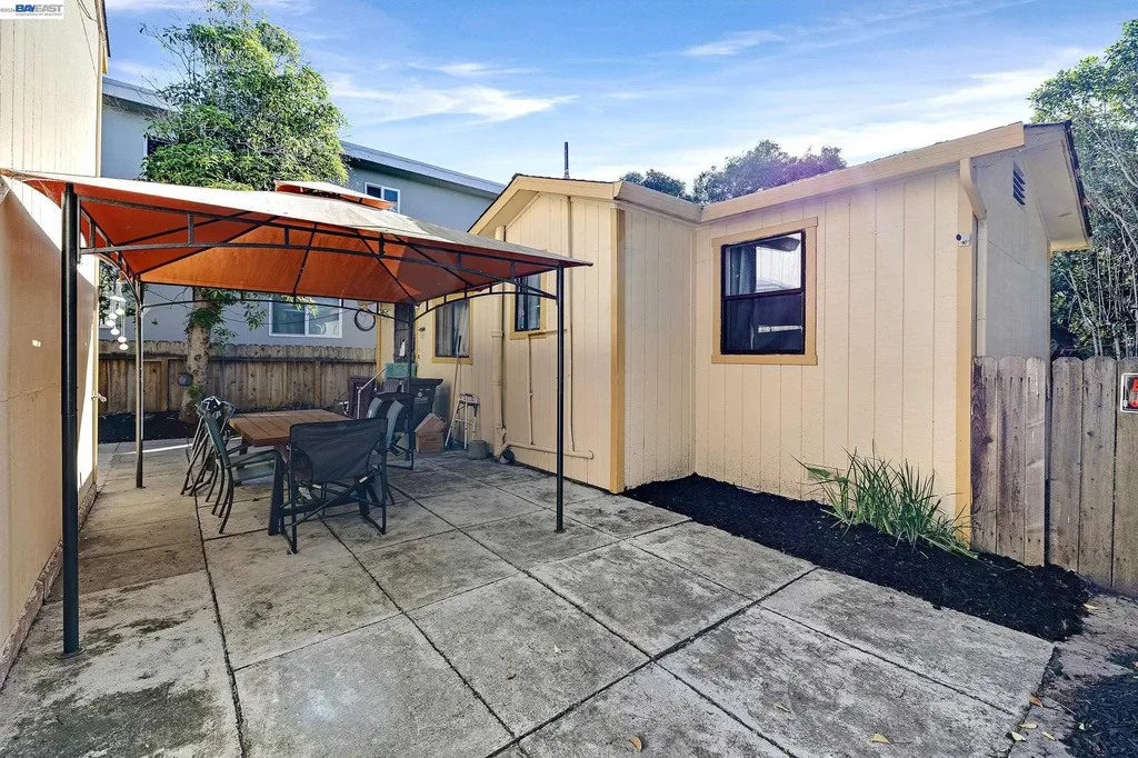 3626 Midvale Avenue Oakland CA 94602
