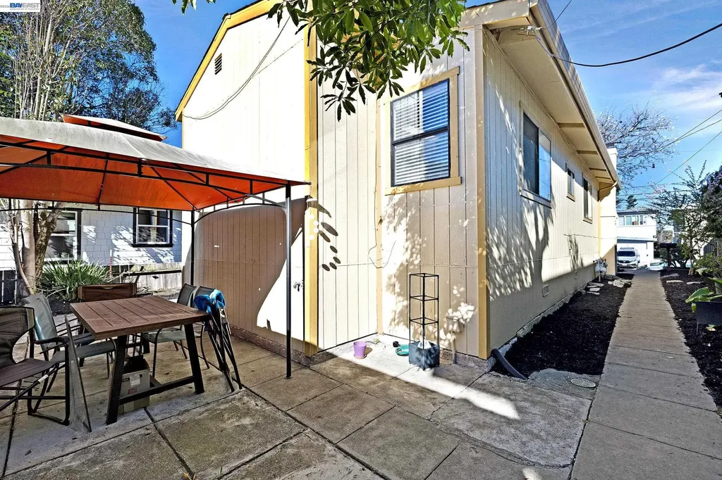 3626 Midvale Avenue Oakland CA 94602