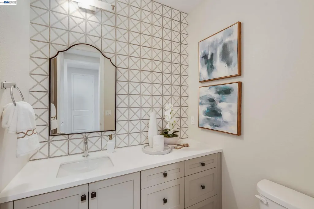 32651 Singh Circle Union City CA 94587