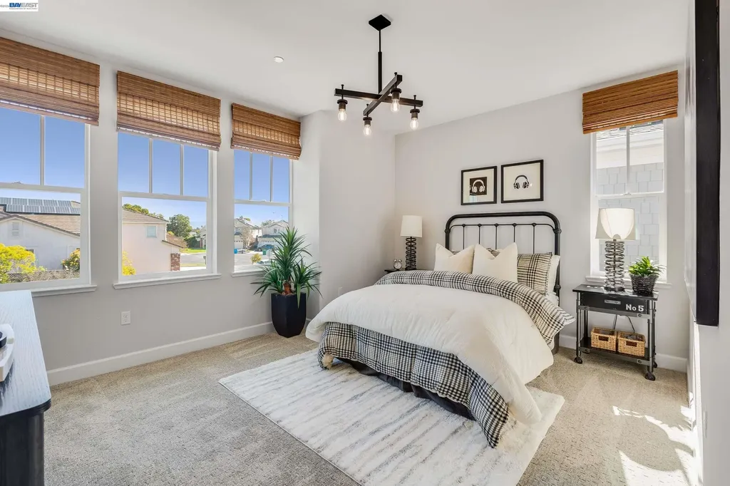 32651 Singh Circle Union City CA 94587