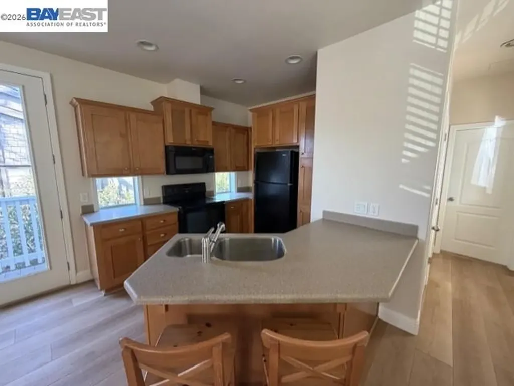 3263 Vineyard Avenue Pleasanton CA 94566