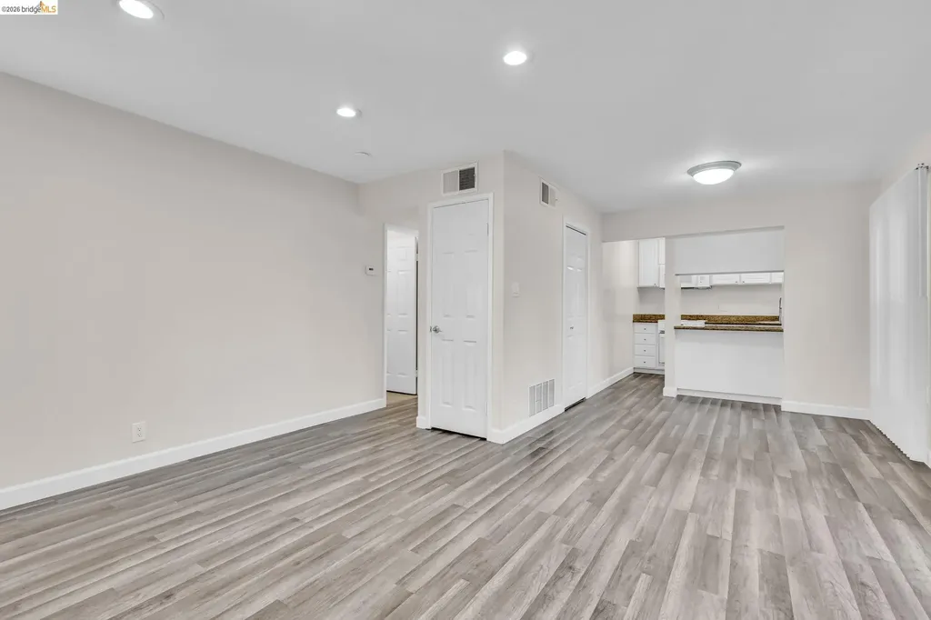 1942 Desert Circle Walnut Creek CA 94598