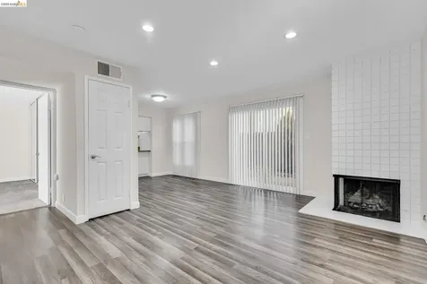 1942 Desert Circle Walnut Creek CA 94598