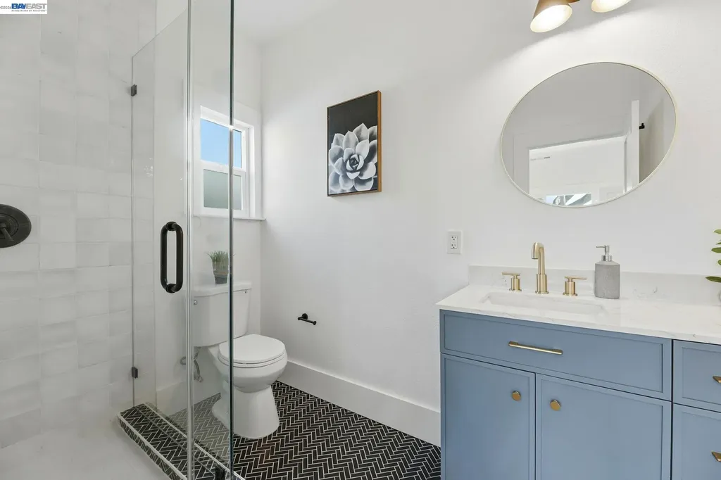 1834 8th Street Alameda CA 94501