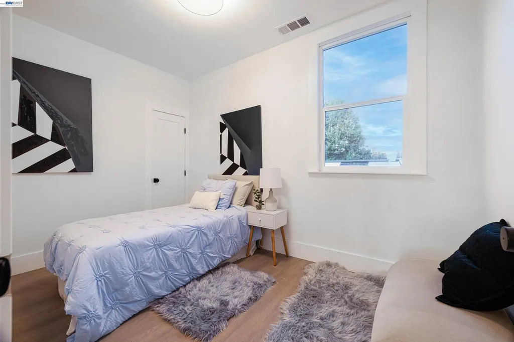 1834 8th Street Alameda CA 94501