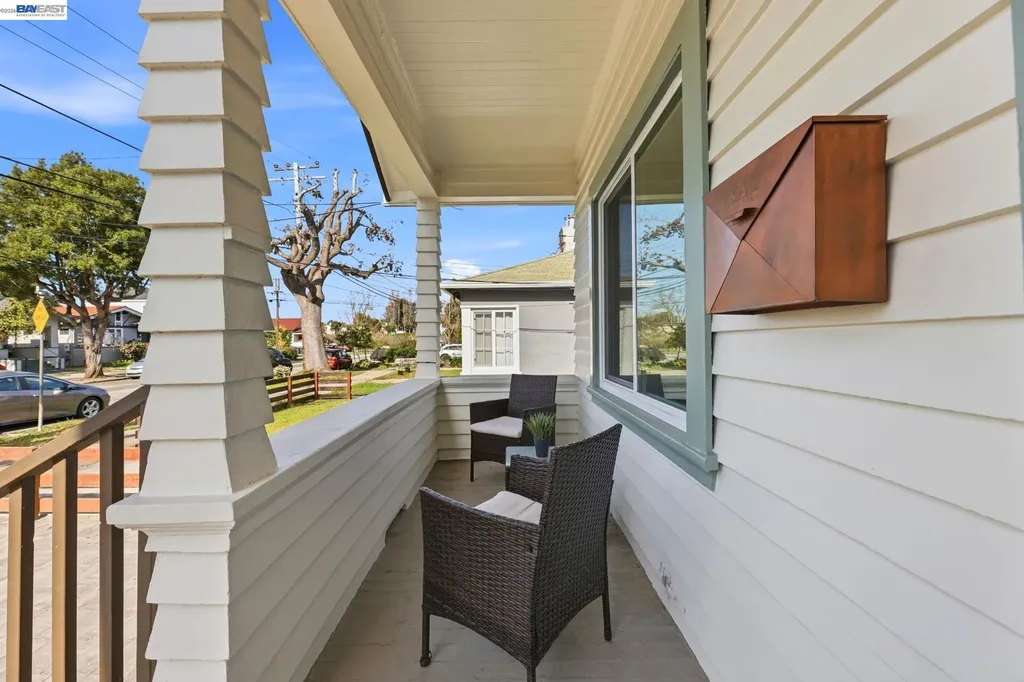 1834 8th Street Alameda CA 94501