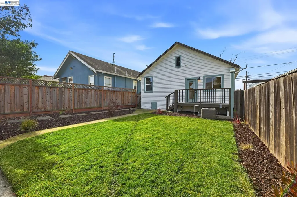 1834 8th Street Alameda CA 94501