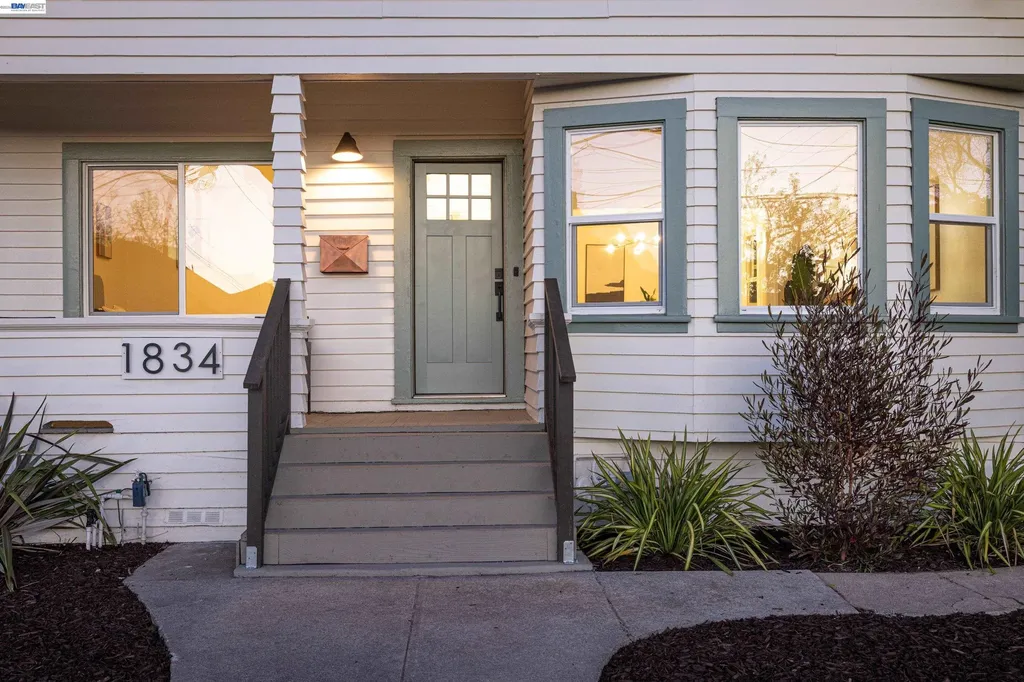 1834 8th Street Alameda CA 94501