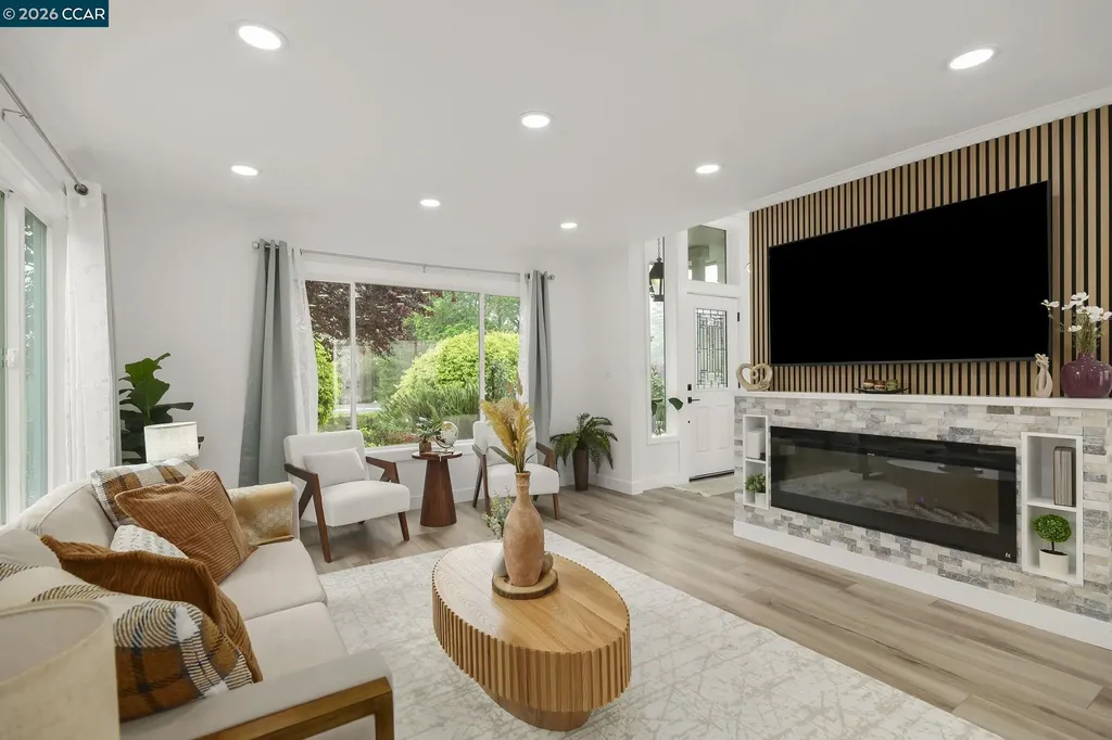 3333 Tice Creek Drive Walnut Creek CA 94595
