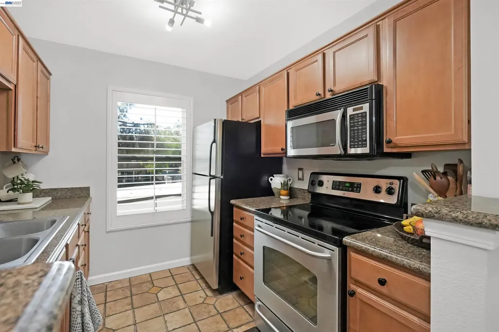 200 Reflections Drive San Ramon CA 94583