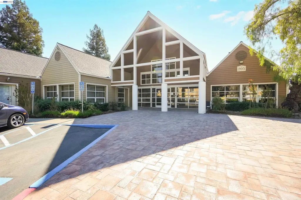 200 Reflections Drive San Ramon CA 94583