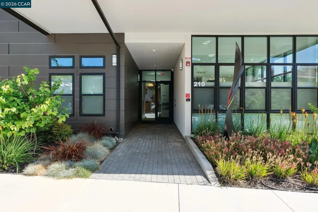 210 Lafayette Circle Lafayette CA 94549