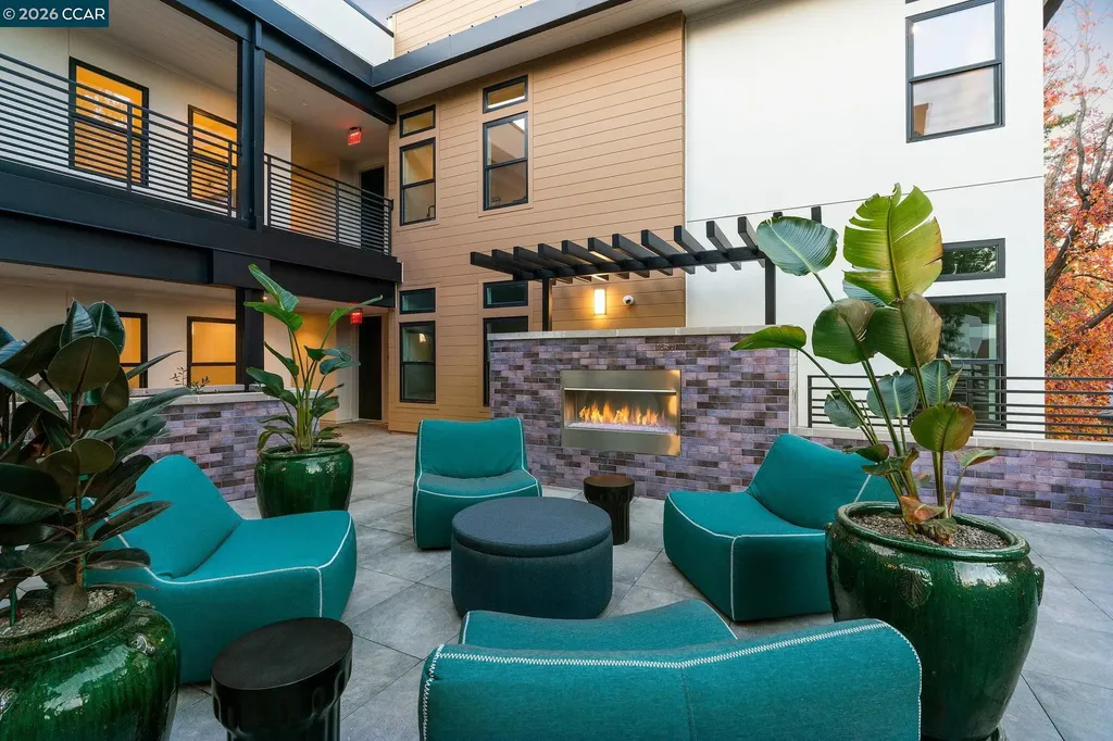 210 Lafayette Circle Lafayette CA 94549