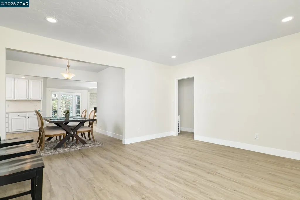 90 Manville Avenue Pittsburg CA 94565