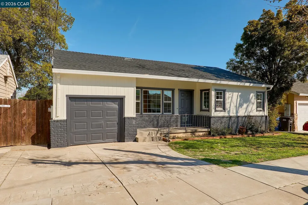 90 Manville Avenue Pittsburg CA 94565