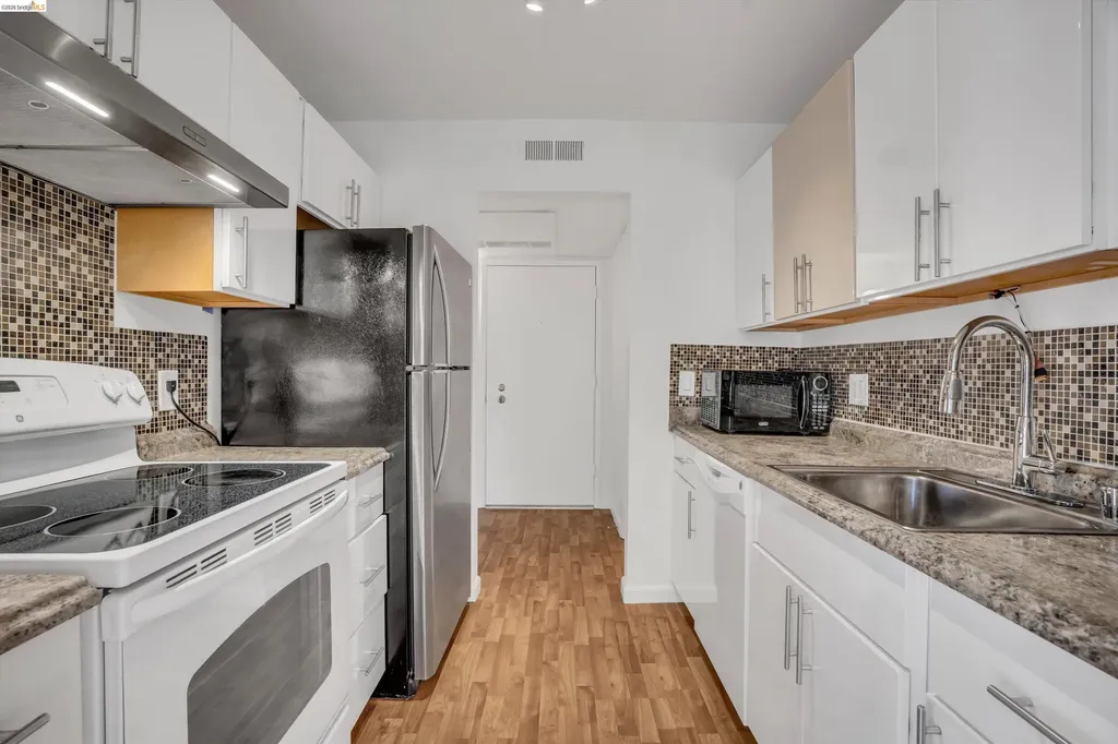 490 Civic Drive Walnut Creek CA 94596