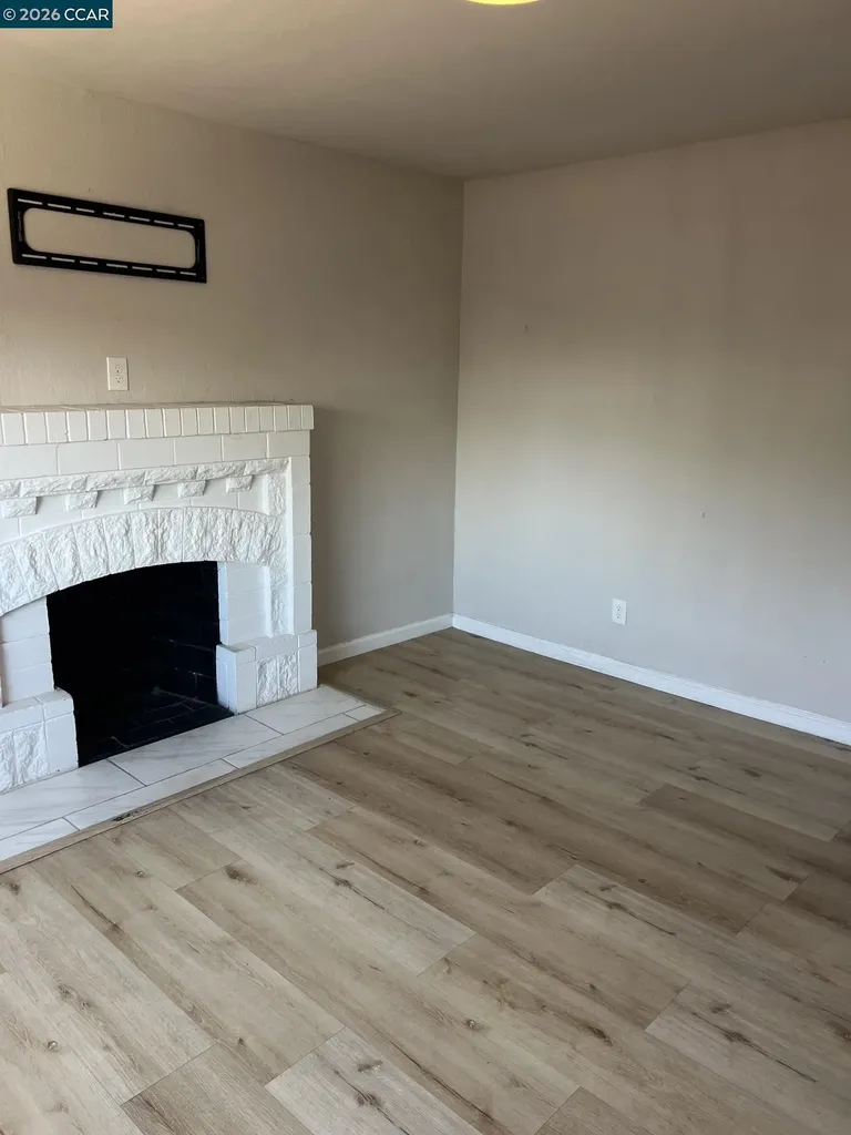 7000 Lockwood Street Oakland CA 94621