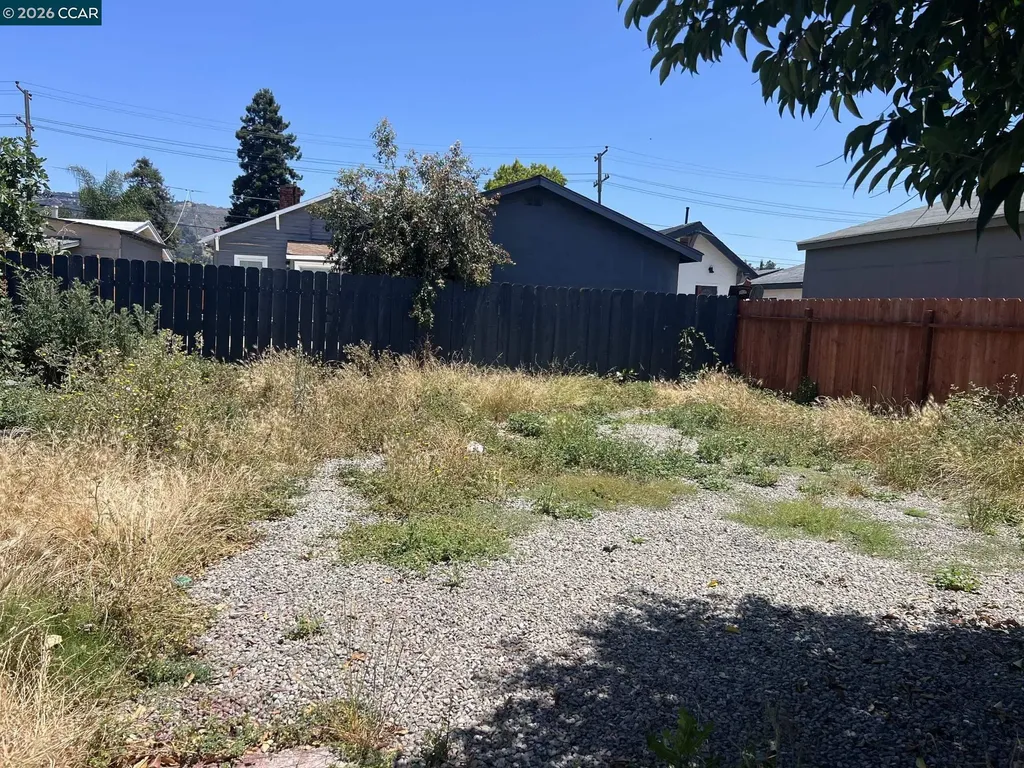 7000 Lockwood Street Oakland CA 94621