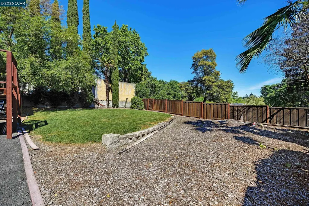 940 East Street Lafayette CA 94549